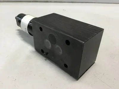 USED VICKERS DGMC-3-PT-AW-41-E