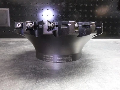 Kennametal 160mm Indexable Facemill 40mm Arbor KSSM87D160Z16SN12 (LOC966B)