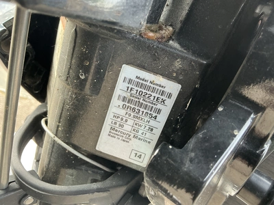 USED 1998 HUNTER TBD