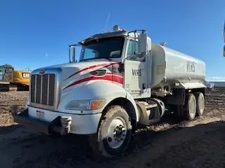 USED 2015 Peterbilt 348 WT