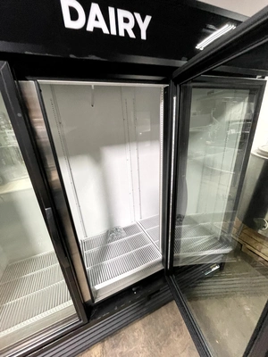 72-0432 True GDM-72-HC-TSL01 3-Door Self Contained Cooler