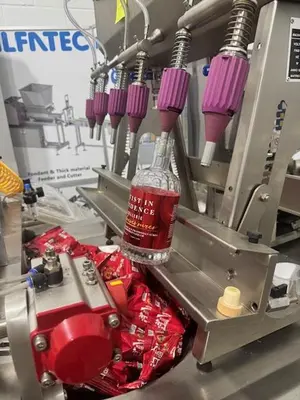 Moderna Gravity Liquid Filler