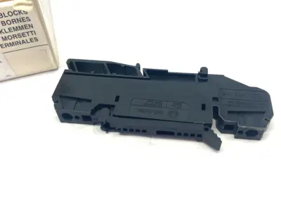New | in-Stock Allen-Bradley Ser. A One-Circuit Fuse Block, Spring Clamp BOX OF 25 Terminal Blocks Michigan US | Maverick Industrial Sales #1389617
