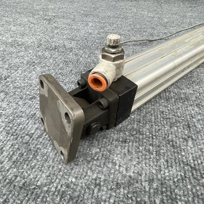 Used Numatics P2AK-30A2C-CLP2 Pneumatic Cylinders California US | Davliegogo LLC #1705752