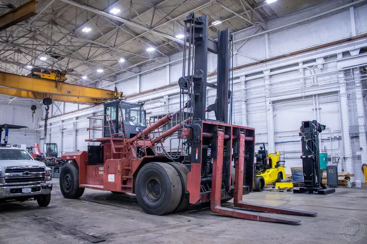 Used 1993 TAYLOR TE-925S Internal Combustion Forklifts: Pneumatic Tire Illinois US | Forklift Exchange #1274500