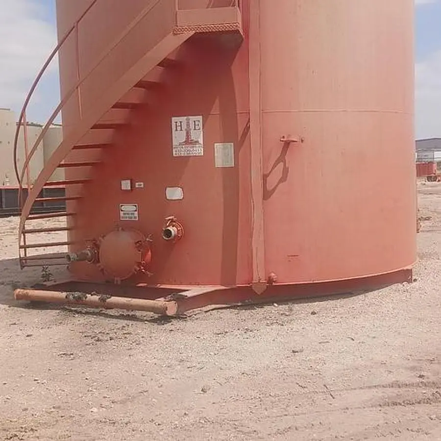 USED 2014 DESERT TANKS 400BBL VERICAL SKIDDED TANK
