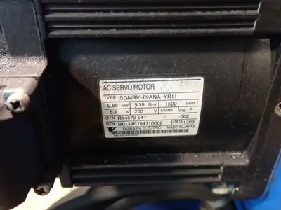 USED 2013 YASKAWA MOTOMAN MH6