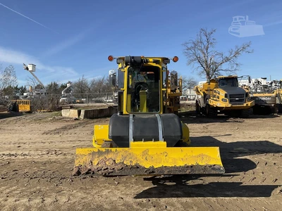 New | in-Stock 2023 SUPERIOR BROOM DT74J Street Sweeper Texas US | National Equipment Dealers #1422813