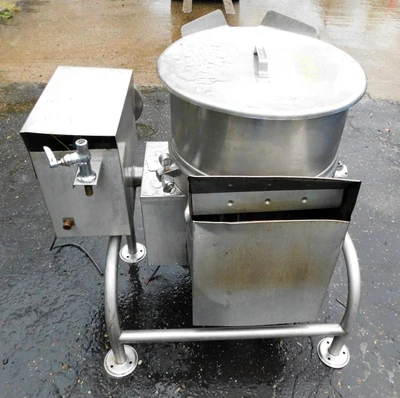 USED CLEVELAND TILTING KETTLE KGL 25 T