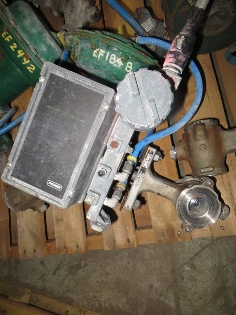 USED Fisher V100