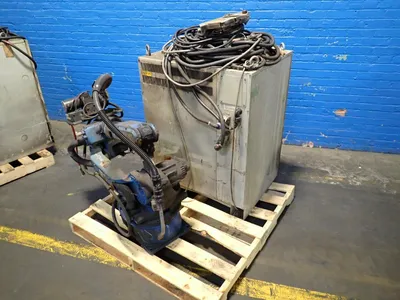 USED 2013 YASKAWA MOTOMAN MH6
