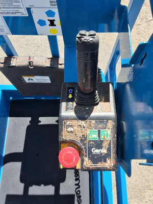 USED 2017 Genie GS-1930