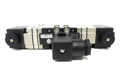 NEW SMC VS7-6-FJG-D-3NM SOLENOID VALVE VS76FJGD3NM