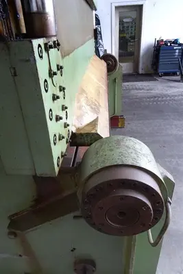 USED LVD 40 TON X 2500 MM