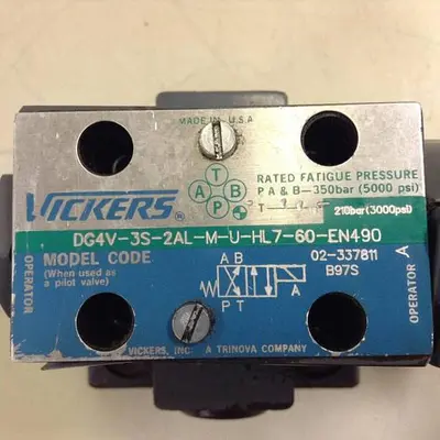 USED VICKERS DG4V-3S-2AL-M-U-HL7-60-EN490