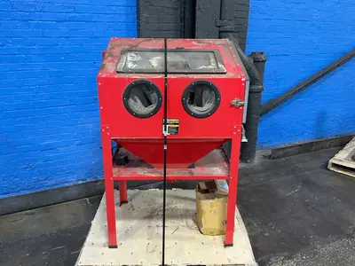 Used CENTRAL PNEUMATIC 68893 Blast Room (Manual Booth) Ohio US | HGR 24 #1437845