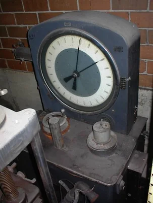 Riehle Tensile Strength Tester 10,999 lbs.