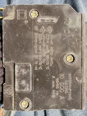 USED SQUARE D QOB115