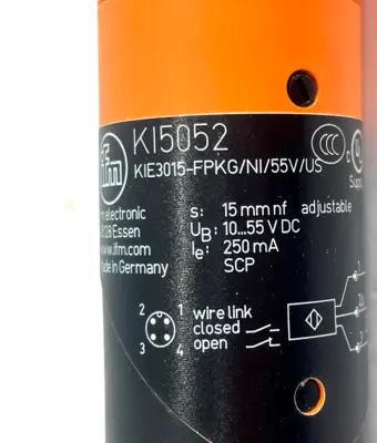 NEW IFM EFECTOR KI5052 CAPACITIVE SENSOR KIE3015-FPKG/NI/55V/US-100-DPX-KI5052