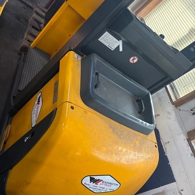 Used 2016 JUNGHEINRICH EKS 110Z-100E Order Pickers Washington US | Leavitt Machinery #1443730