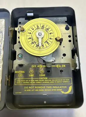 Used INTERMATIC T101 Relays & Switches | Surplus Asset Holdings #1205772