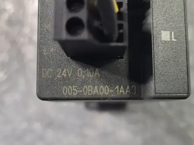 USED SIEMENS 6GK5005-0BA00-1AA3