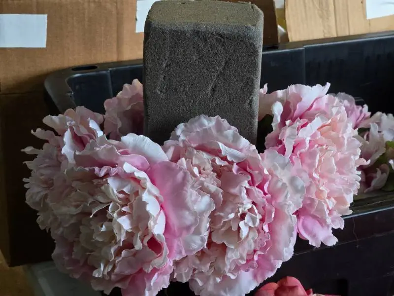 Lot of (6) Silk Faux Flower Arrangements (pink)