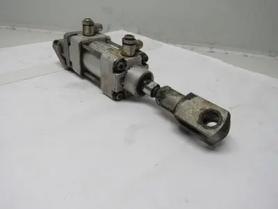 Used MECMAN _UNKNOWN_ Pneumatic Cylinders | Arrow Industrial #632712