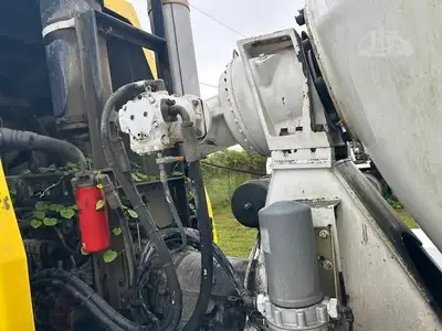 Used 2019 INDIANA PHOENIX CONCRETE MIXER Concrete Mixer Trucks Florida US | Big D Heavy Equipment #1556990