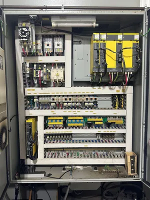 2011 HYUNDAI WIA HIV600D Vertical Machining Centers | Machinery Source, LLC (8)