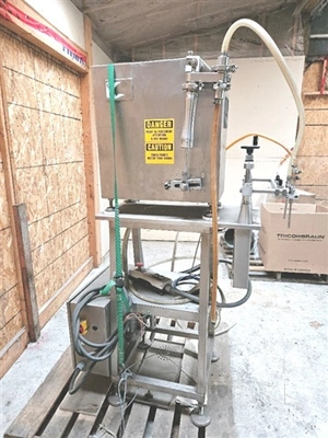Capmatic Model CF-2P Tabletop Semi-Automatic Filler