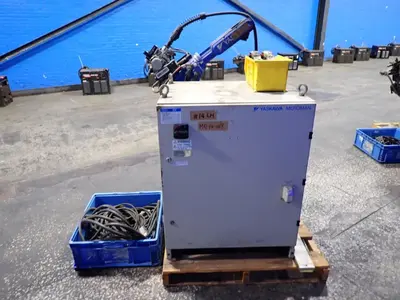 USED 2013 YASKAWA MOTOMAN MOTOMANMH6