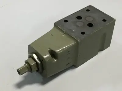 USED BOSCH 0 811 104 102