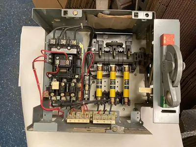 USED ALLEN BRADLEY 2112B-BAB-6-24