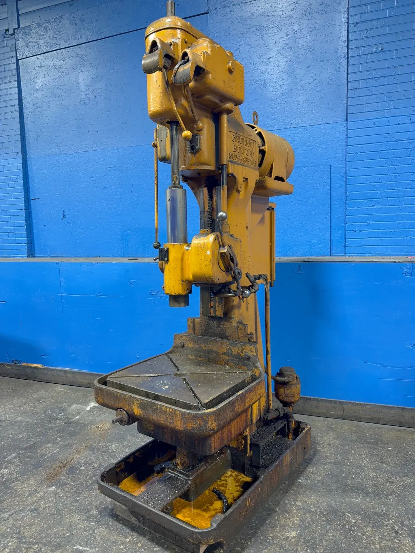 Used CINCINNATI BICKFORD _UNKNOWN_ Radial Drills Ohio US | HGR 24 #1280511