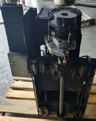 BRIDGEPORT 2216 CNC HEAD COMPLETE FANUC AC SPINDLE MOTOR UAASKD-06DBM13 WORKING