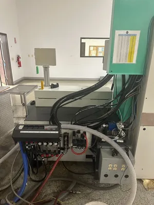 2008 ARBURG Allrounder 275 V 250 - 70 Vertical Plastic Injection Molding Machines | JYC MACHINERY (9)
