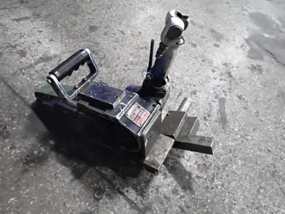 Used DYNABRADE 11477 Tool Post Grinders Ohio US | HGR 24 #878391