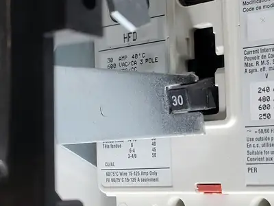 USED EATON SVX010A1-5A4N1