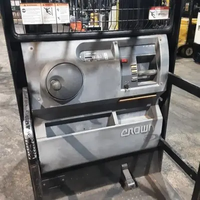 USED 2016 CROWN SP3510-30