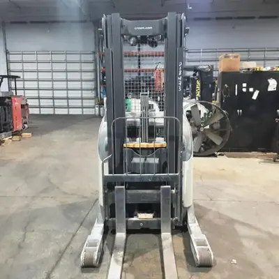 USED 2019 CROWN RR5725-45