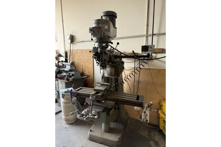 Used _UNKNOWN_ _UNKNOWN_ Vertical Mills California US | KD Auctions #1359447