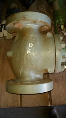 Fisher 4" 600 FLG WCB Stainless 667 E Control Valve