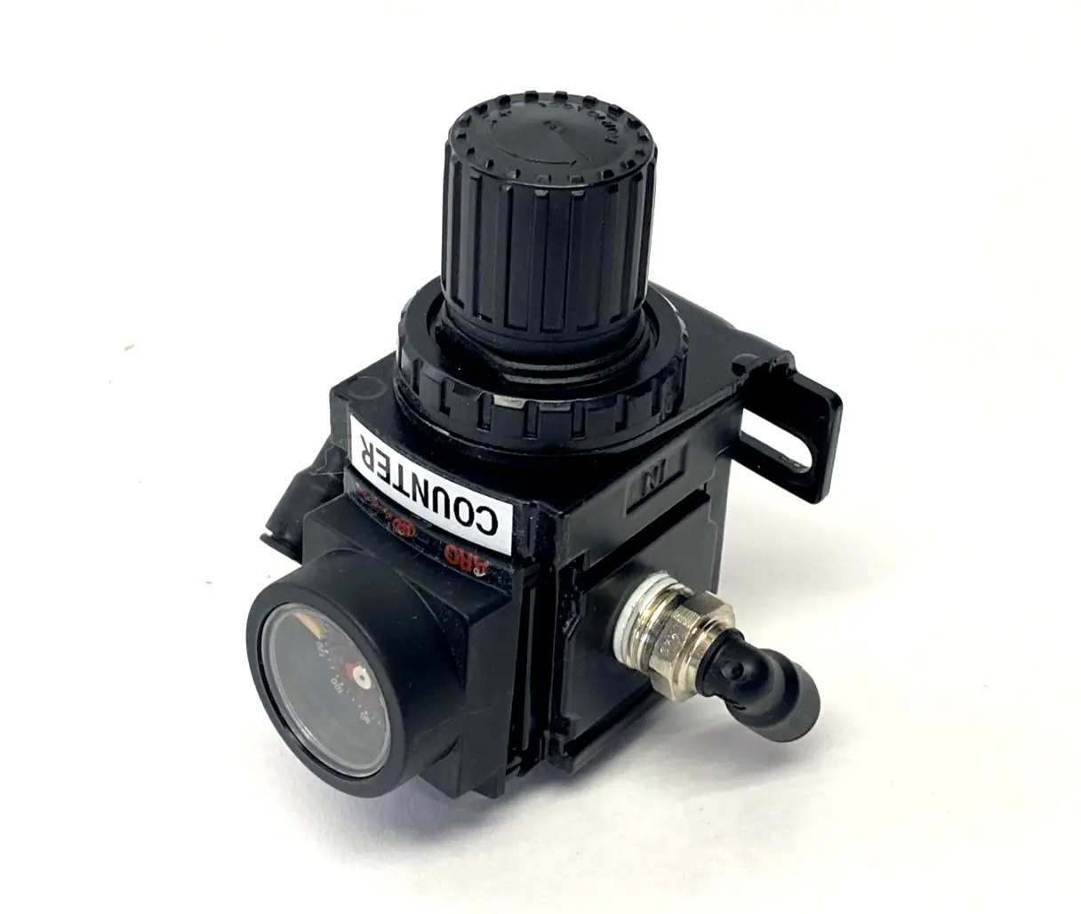 Used ARO R37121-600 Air Pressure Regulators Michigan US | Maverick Industrial Sales #1389808