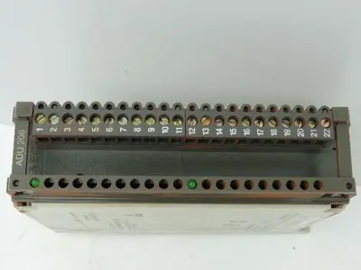 Schneider Automation ADU 206/AS-BADU-206 Analog Input 10V DIN Rail Mount