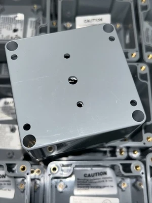 NEW Bud Industries 3x3