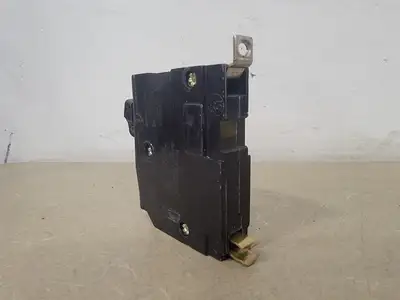 20 Amp, 1 Pole, 120/240 Volts Circuit Breaker