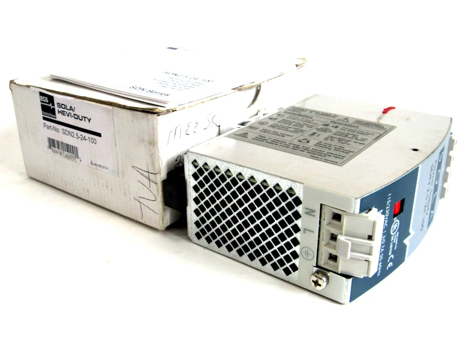 NEW SOLA SDN2.5-24-100 POWER SUPPLY SDN2524100