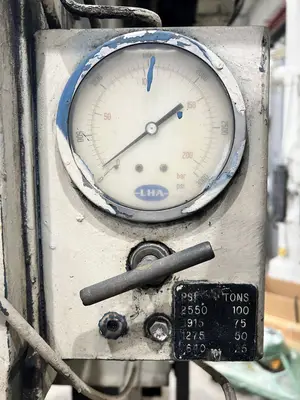 USED 1995 STANDARD STANDARD DC100-1834 PRESS