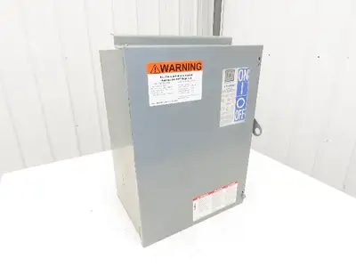 Square D PQ3620 I-Line Busway Plug-In Fusible Disconnect Box 200 Amp 3P 3W 600V